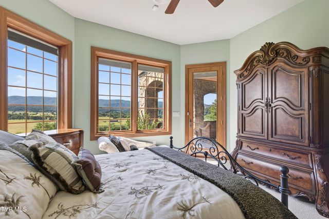 15277 Bishop Road, Chilhowie, VA 24319