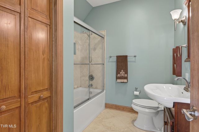 15277 Bishop Road, Chilhowie, VA 24319