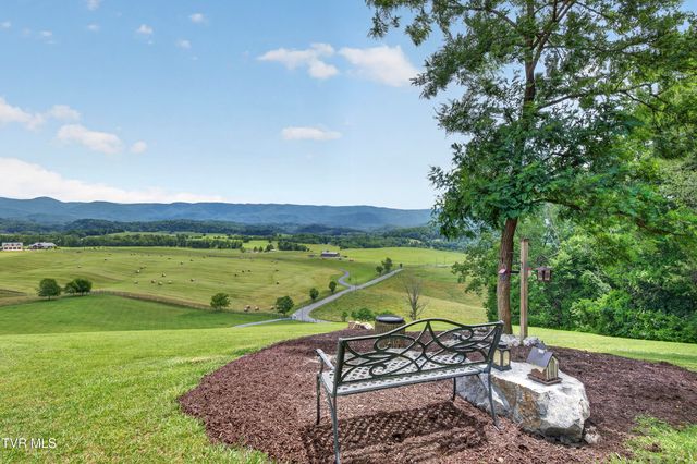 15277 Bishop Road, Chilhowie, VA 24319