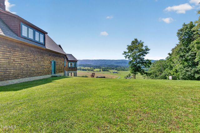 15277 Bishop Road, Chilhowie, VA 24319