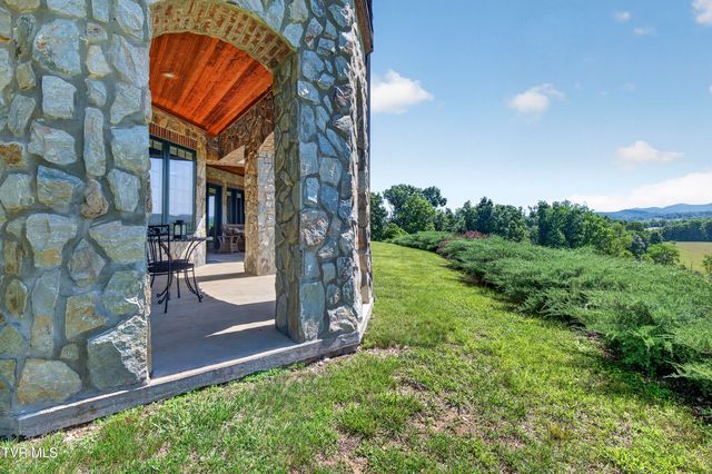 15277 Bishop Road, Chilhowie, VA 24319
