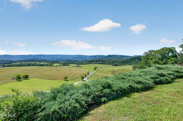 15277 Bishop Road, Chilhowie, VA 24319
