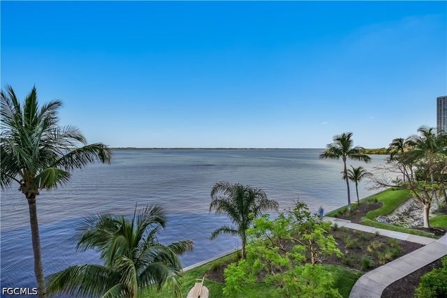 2743 1st ST 2106, Fort Myers, FL 33916