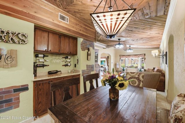 1055 S Brevard Avenue, Cocoa Beach, FL 32931