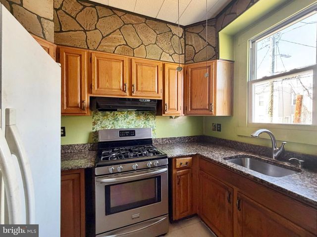 2802 BRIGHTON ST, Baltimore, MD 21216