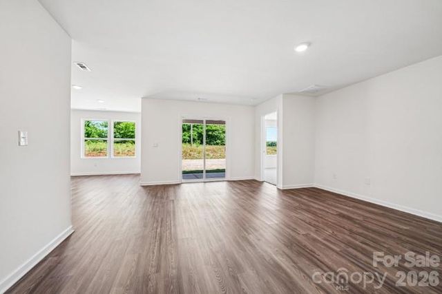 291 Parris Farm Road, Chesnee, SC 29323