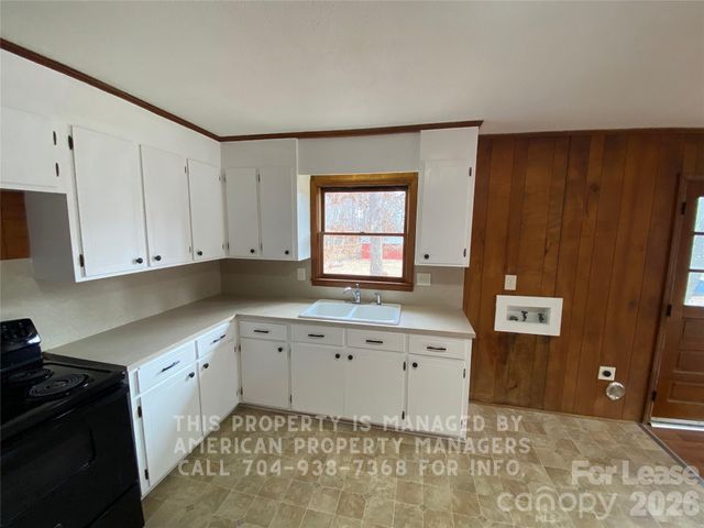 3810 Vanderburg Drive, Concord, NC 28025