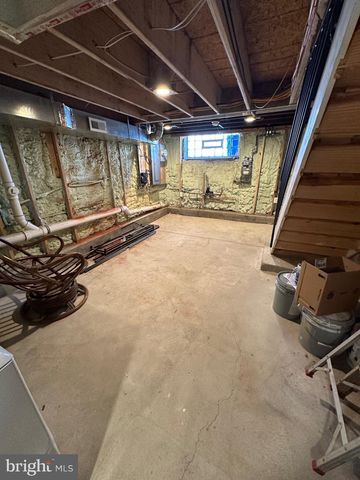 1819 N 19TH ST, Philadelphia, PA 19121