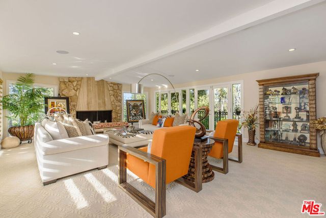 4968 Queen Florence Lane, Woodland Hills, CA 91364