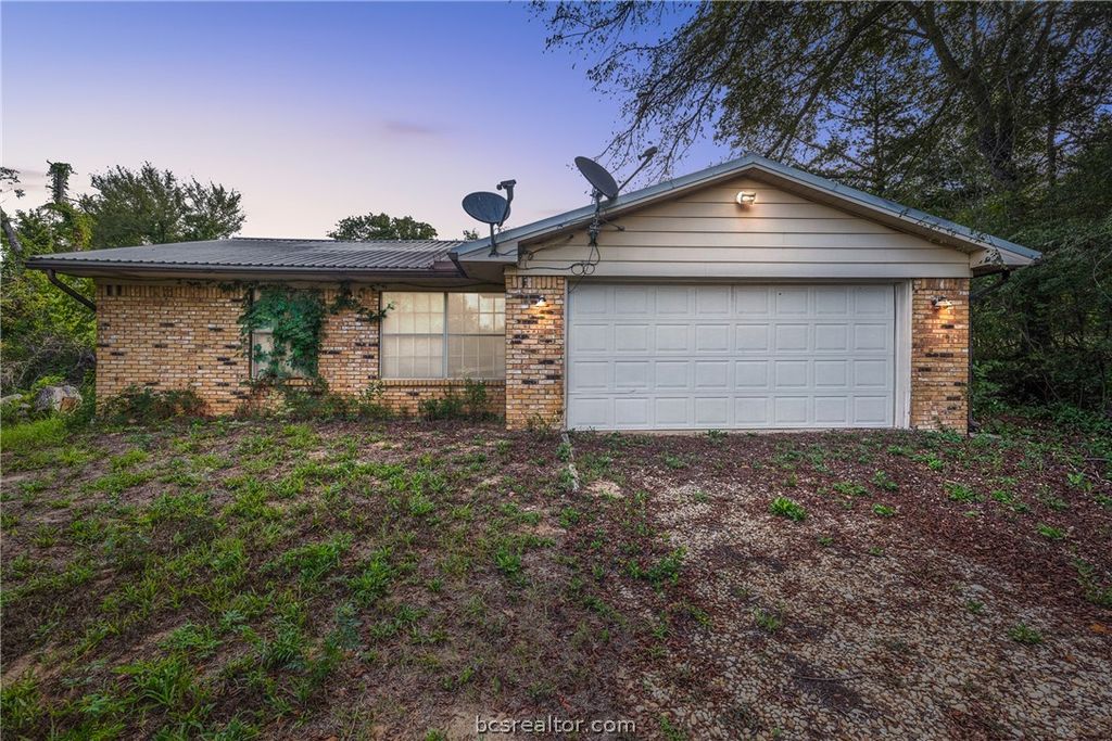 5209 Bucksnort Road, Franklin, TX 77856 — exterior