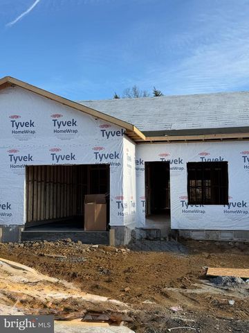 339 LORA DR, Woodstock, VA 22664