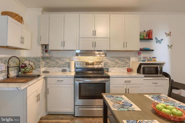 337 E MAPLE ST, Annville, PA 17003