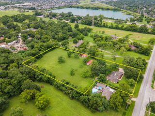 2023 Leisure Lane, League City, TX 77573