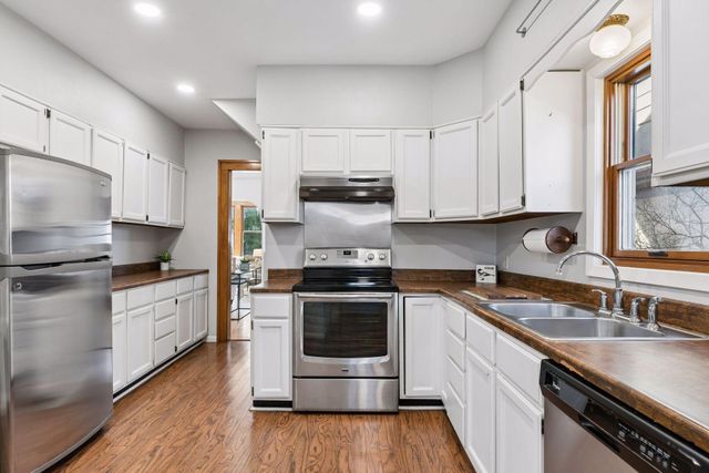 2037 Selby Avenue, Saint Paul, MN 55104