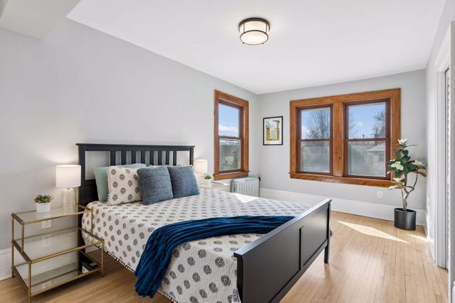 2037 Selby Avenue, Saint Paul, MN 55104