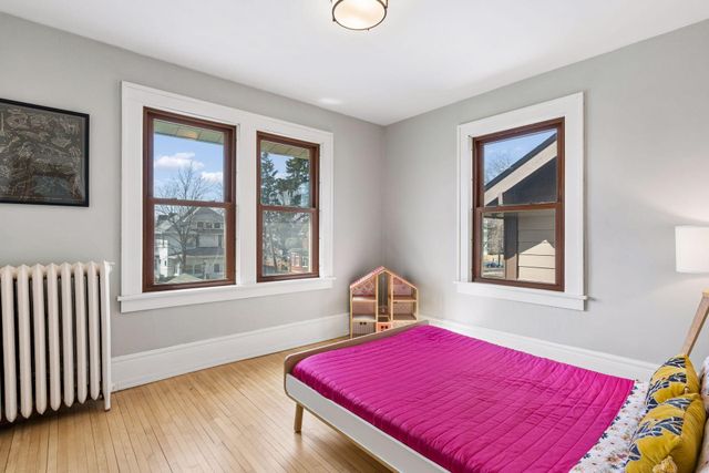 2037 Selby Avenue, Saint Paul, MN 55104