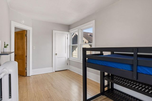 2037 Selby Avenue, Saint Paul, MN 55104