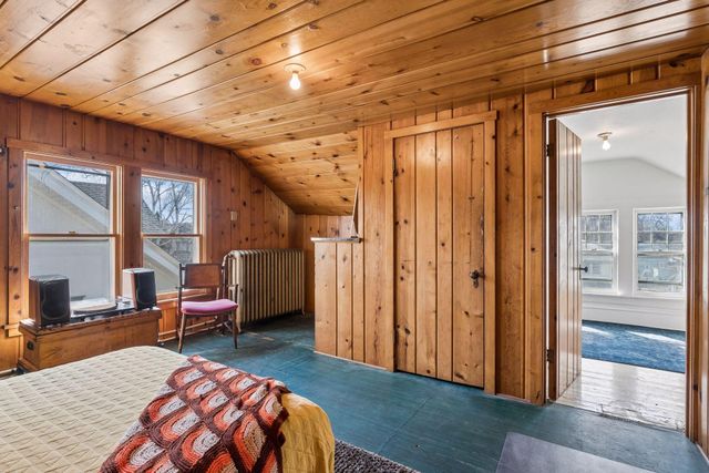 2037 Selby Avenue, Saint Paul, MN 55104