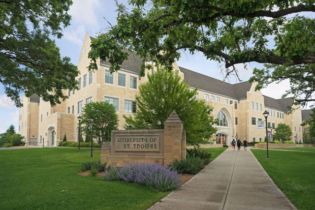 2037 Selby Avenue, Saint Paul, MN 55104