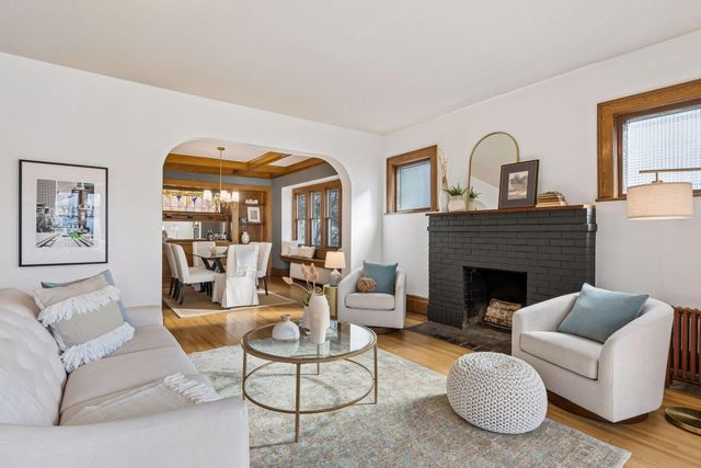 2037 Selby Avenue, Saint Paul, MN 55104