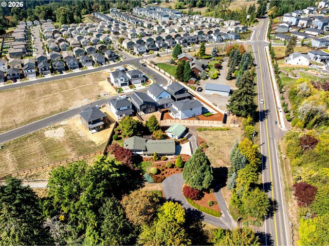 34100 Nw PACIFIC Hwy, La Center, WA 98629