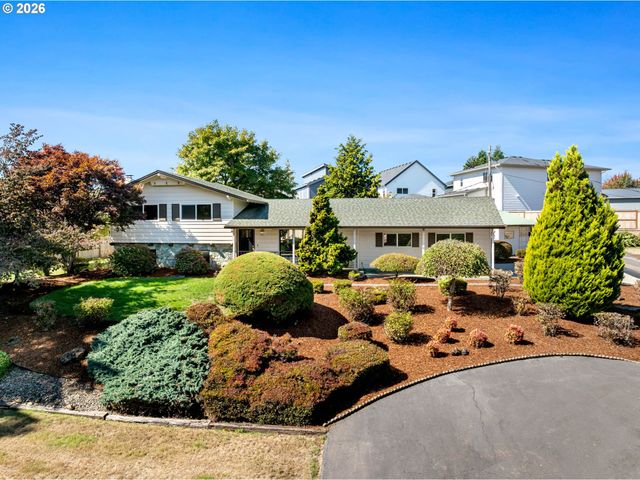 34100 Nw PACIFIC Hwy, La Center, WA 98629