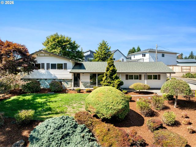 34100 Nw PACIFIC Hwy, La Center, WA 98629