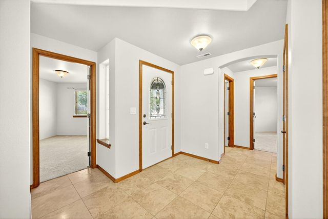 1041 Compton Way, Medford, OR 97501