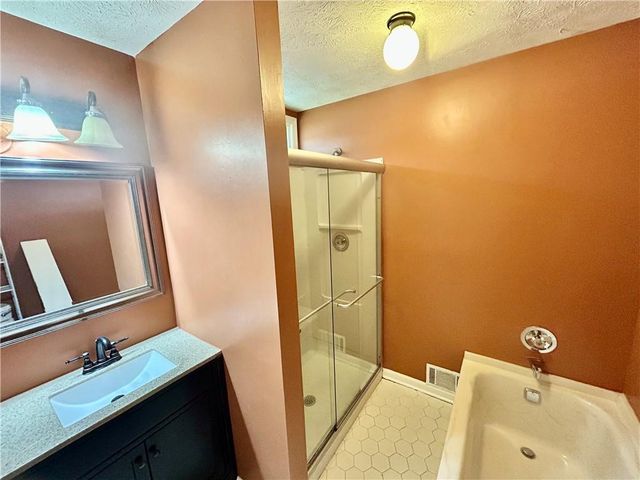 2100 Old Forge Way, Marietta, GA 30068