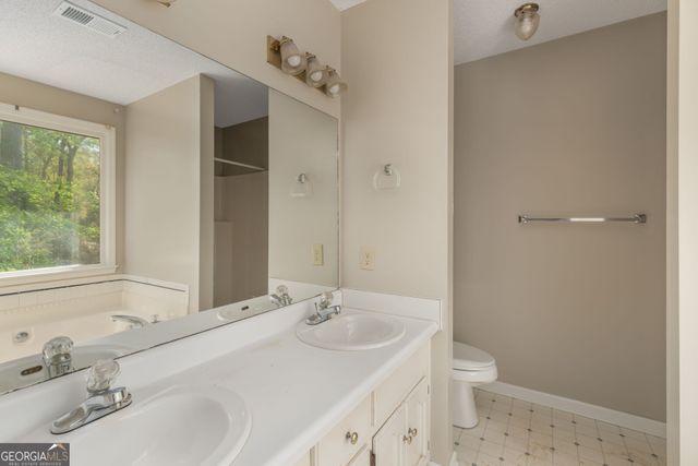 220 Chadwick Circle, Macon, GA 31210
