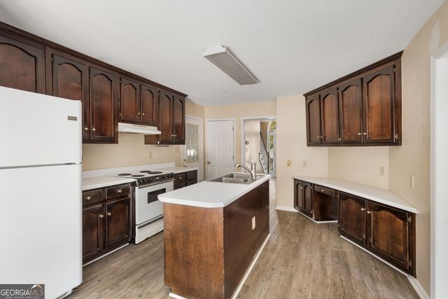 220 Chadwick Circle, Macon, GA 31210
