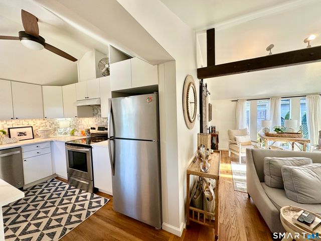 53 Maple Street, Darien, CT 06820