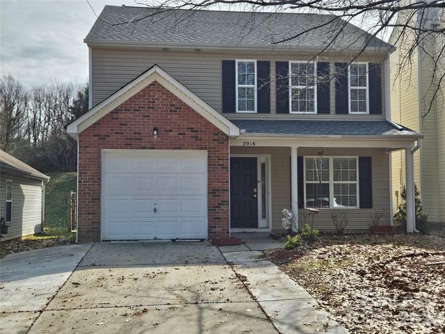 2016 Cindy Creek Lane, Charlotte, NC 28216