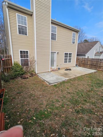 2016 Cindy Creek Lane, Charlotte, NC 28216