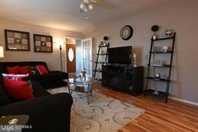 27 Moccasin Drive, Whiting, NJ 08759