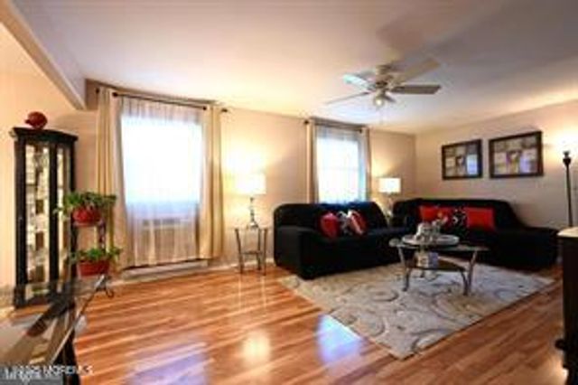 27 Moccasin Drive, Whiting, NJ 08759