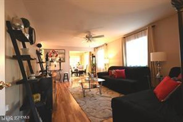 27 Moccasin Drive, Whiting, NJ 08759