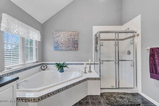 18 Rodeo Drive, Jackson, NJ 08527