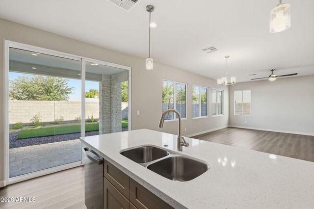 6524 N 15TH Drive, Phoenix, AZ 85015