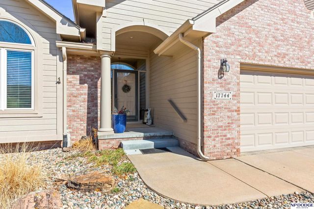 17744 Martha Street, Omaha, NE 68130