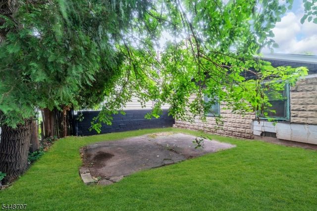 141 Myrtle Ave, Irvington Twp., NJ 07111
