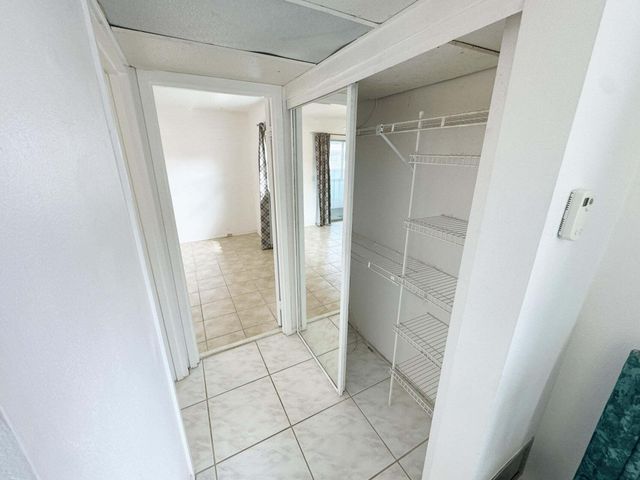 379 Saxony H, Delray Beach, FL 33446