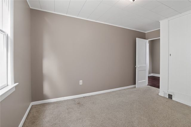 303 Reifert St, Bon Air, PA 15210