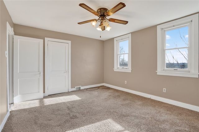 303 Reifert St, Bon Air, PA 15210