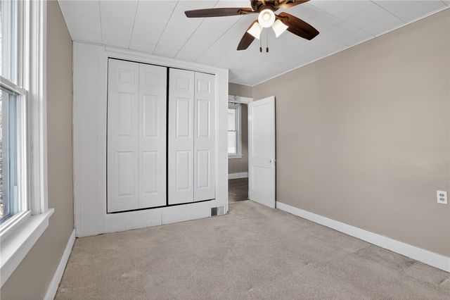 303 Reifert St, Bon Air, PA 15210