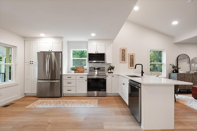 871 Carter St, Nashville, TN 37206