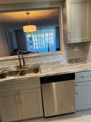 9070 Lime Bay Boulevard 209, Tamarac, FL 33321
