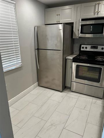 9070 Lime Bay Boulevard 209, Tamarac, FL 33321