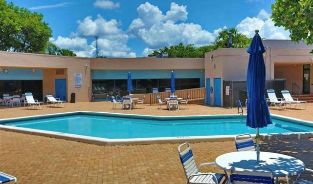 9070 Lime Bay Boulevard 209, Tamarac, FL 33321