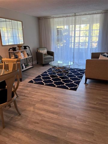 9070 Lime Bay Boulevard 209, Tamarac, FL 33321